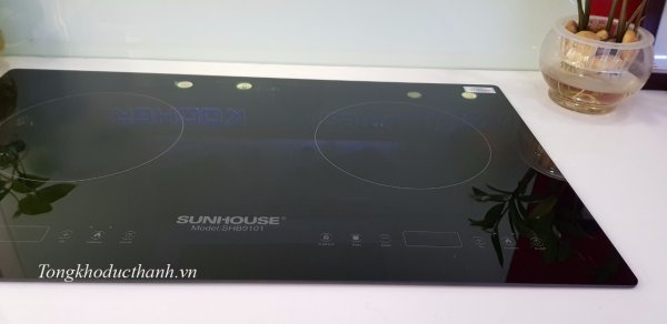 Bếp từ Sunhouse SHB 9101