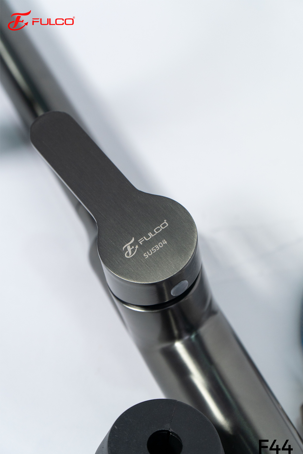 Vòi rửa bát rút dây Fulco F44