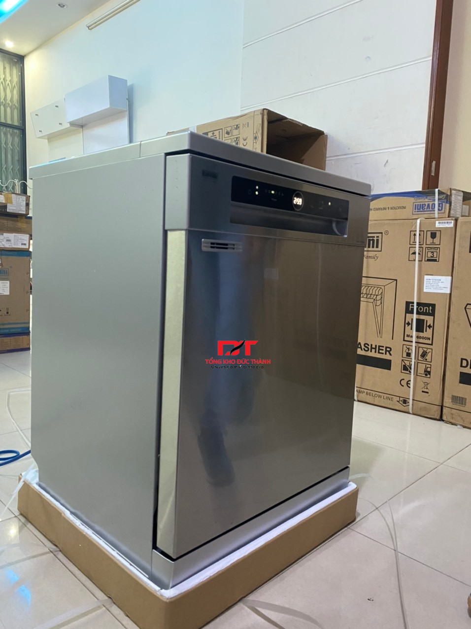 Máy rửa bát Giovani GDW-127635SS (14 bộ) - Sấy khí nóng, diệt khuẩn UV