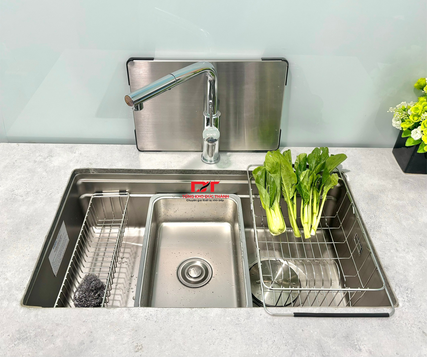 Bộ Combo Chậu rửa bát đơn âm Gento GT04-7645 - chống xước, chống bám bẩn và Vòi rút