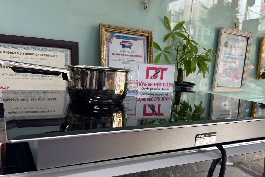 Bếp từ đôi Blueger B836T kính mẫu mới
