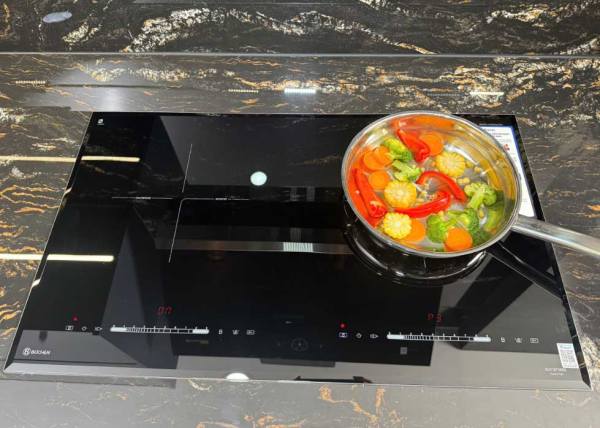 Bếp từ Buchen BUC779SM