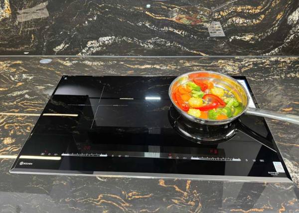 Bếp từ Buchen BUC779SM
