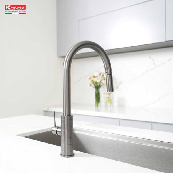 Vòi rửa bát konox dây rút Venice Gun Metal