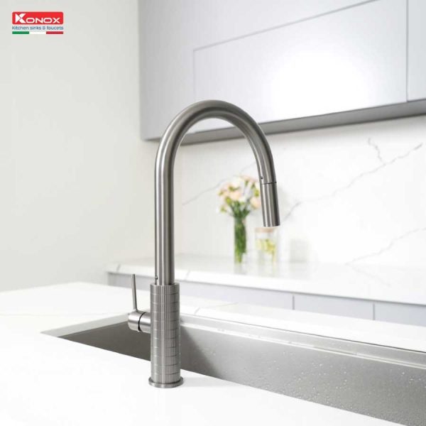 Vòi rửa bát konox dây rút Venice Gun Metal