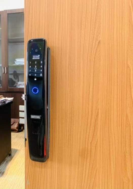 Khóa cửa thông minh Giovani GSL-231B