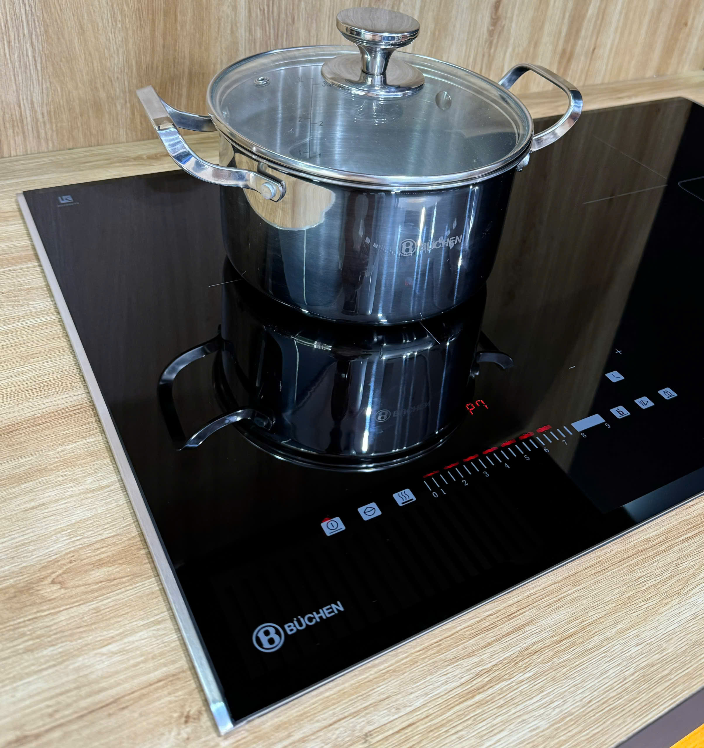 Bếp từ Buchen BUC875MS Pro