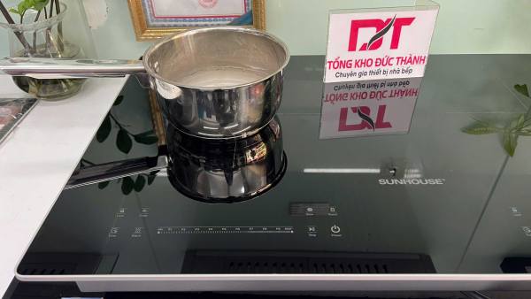 BẾP ĐÔI ĐIỆN TỪ SUNHOUSE MAMA MMB82272-T nhập Thái Lan