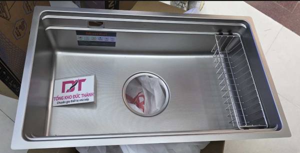 Chậu rửa bát Moomton M7644 SUS304 inox chống xước