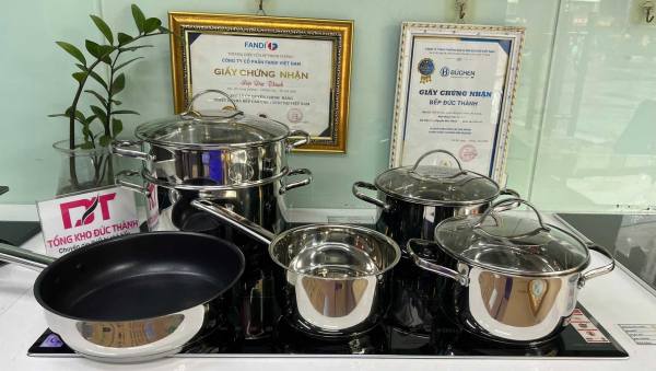 Bộ nồi 6 món Buchen Titanium